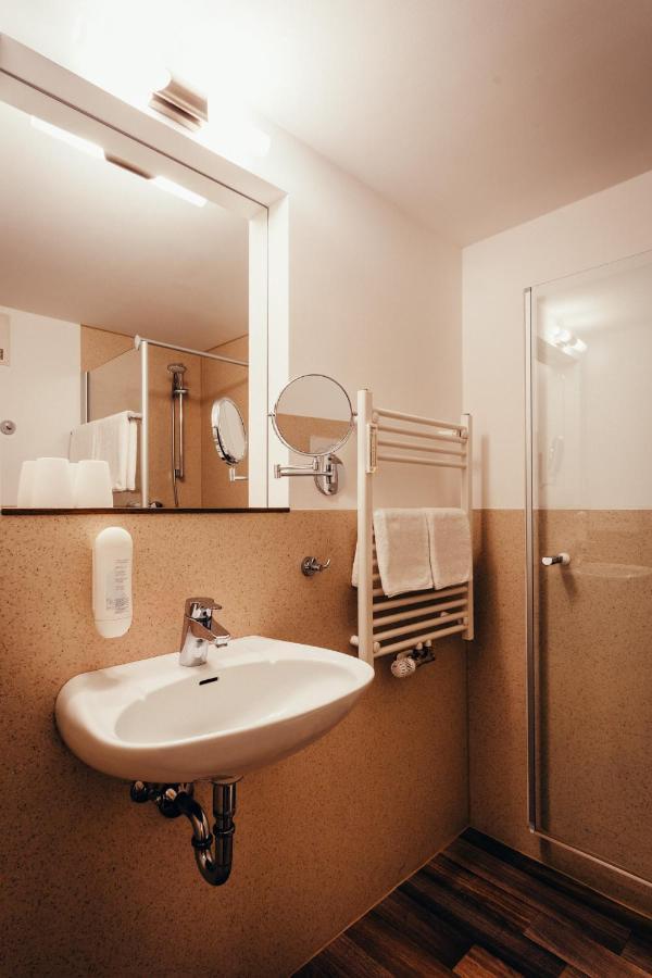 Hotel Adler Eichstätt Esterno foto
